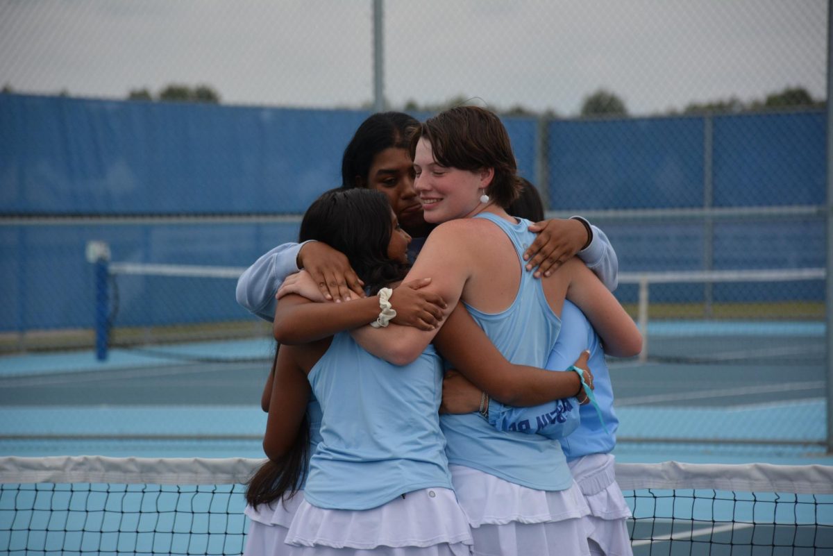 After Senior Night, the girls go in for a group hug. The team played against Olentangy Orange and the final score was 1-4. 
