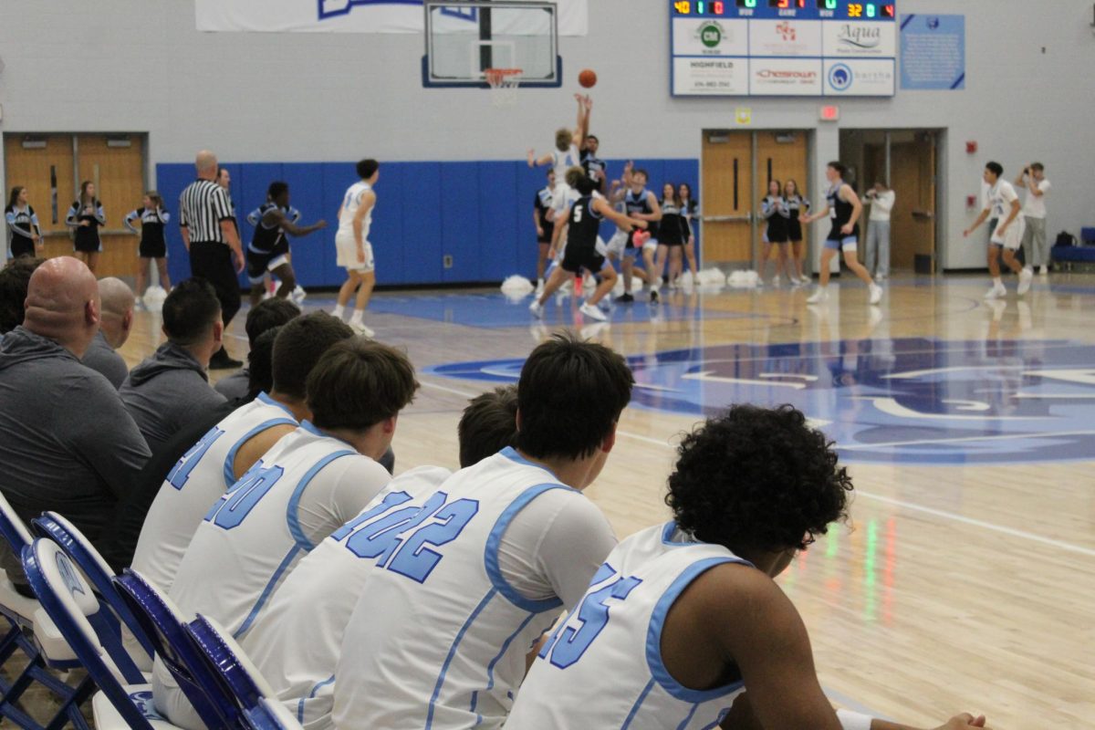 Boys Basketball vs Hilliard Darby